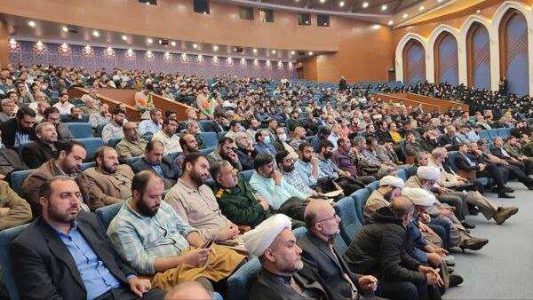 تجلیل از دست اندرکاران کنگره ملی 24 هزار شهید پایتخت