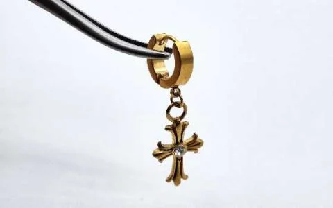 اکسسوری گوشواره آویز صلیب استیل طلایی