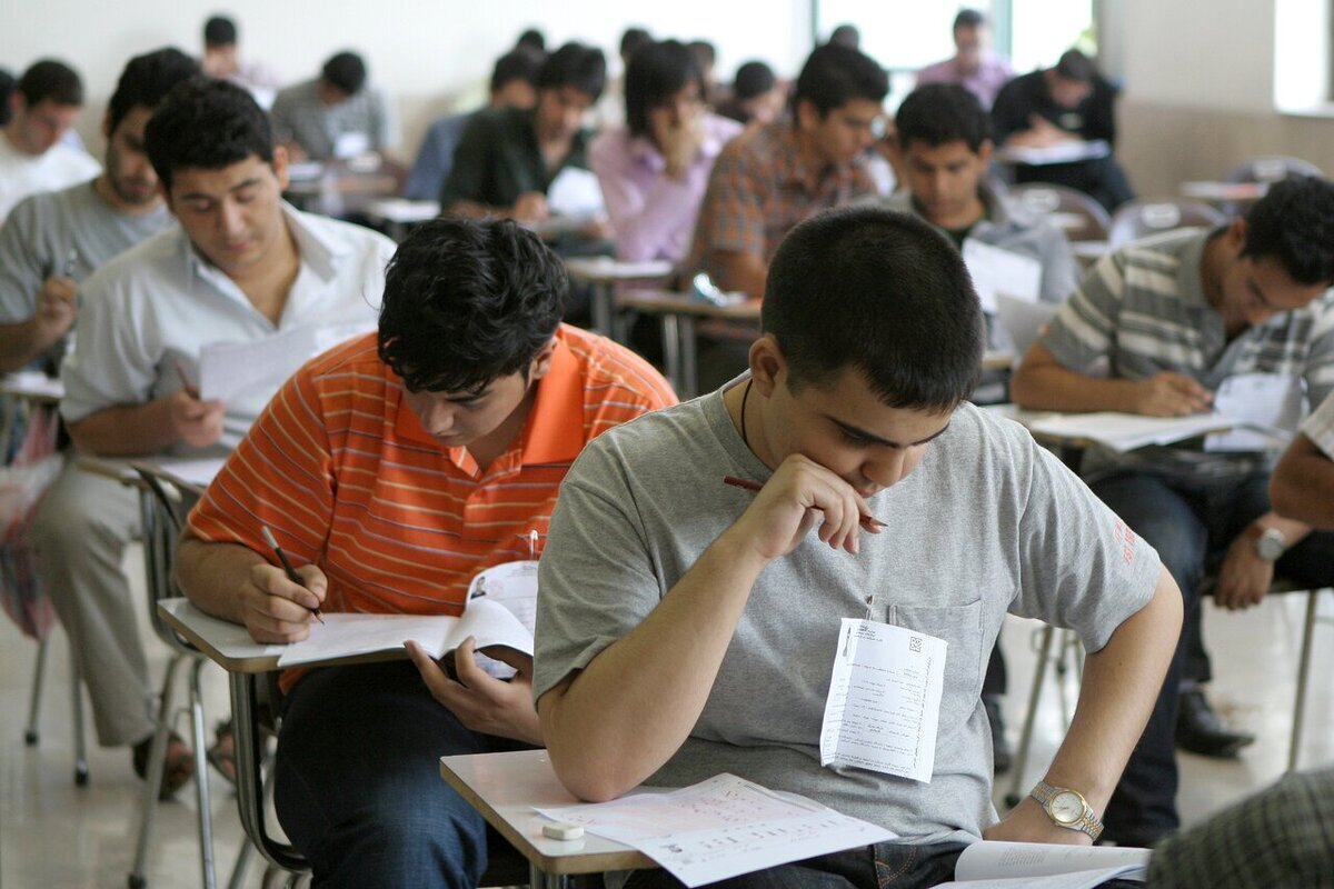 تاکید مدیر کل آموزش و پرورش کرمان بر تامین برق حوزه های امتحانات نهایی دانش آموزان