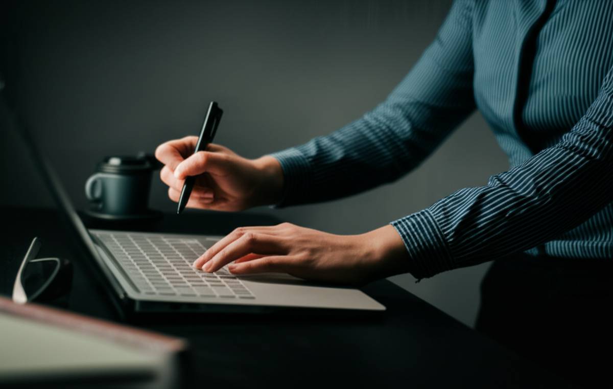 خلاصه کتاب به انجام رساندن کارها (GTD): راهنمای جامع و کاربردی