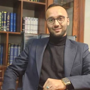 معرفی وکیل خوب در تهران | بهترین وکلا و نکات کلیدی انتخاب