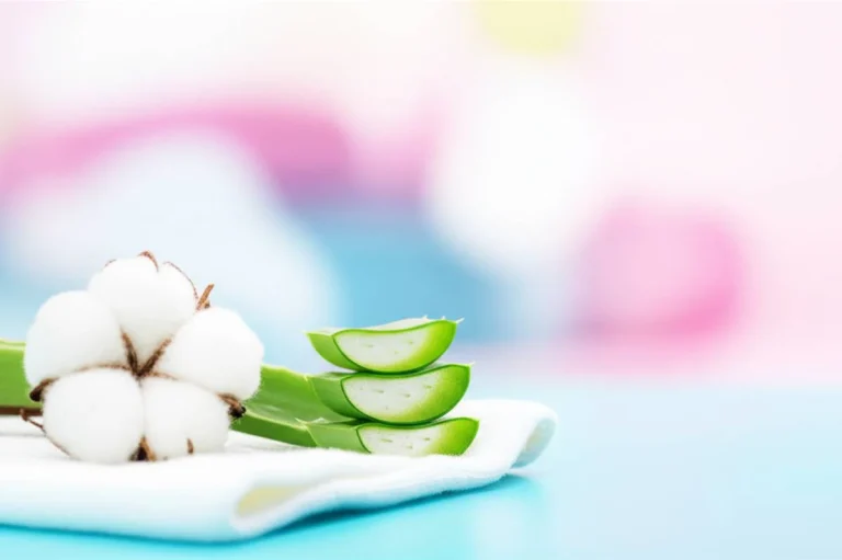 ویژگی های دستمال مرطوب چیکو | مراقبت از پوست حساس نوزاد