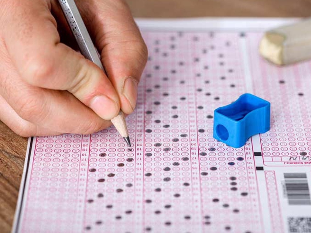 مشاوره با رتبه های برتر کنکور تجربی؛ کوتاه ترین مسیر تا قبولی پزشکی